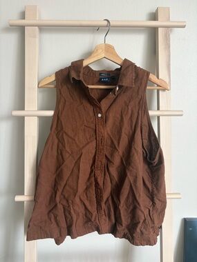 GAP Brown Sleeveless Button-Front Shirt